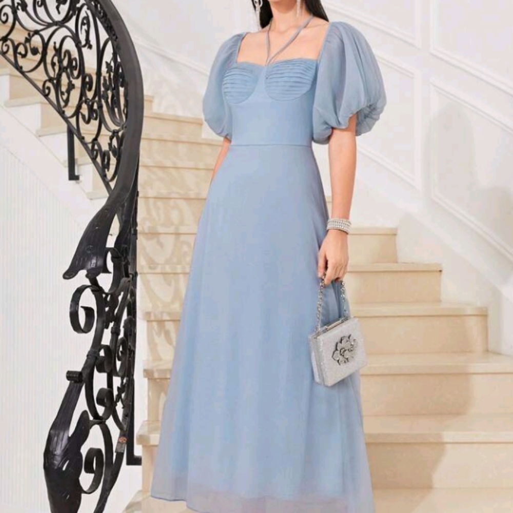 Puff sleeves maxi dress